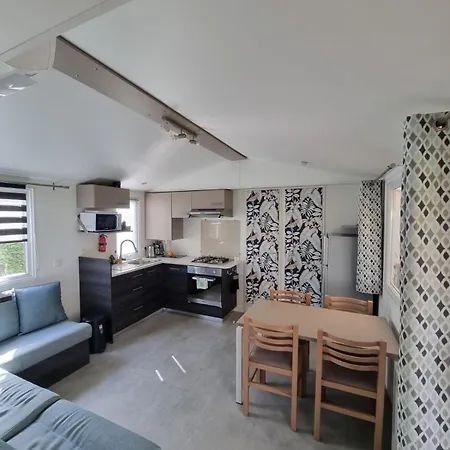 بيت للعطل Mobil-home Confort A Pour 4 A 6 Pers Gastes